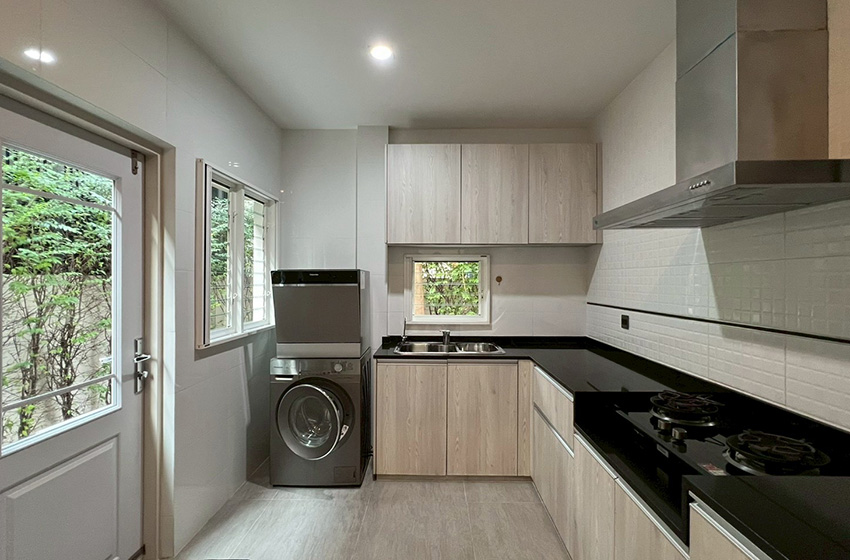 House with Shared Pool in Bangnatrad : Nantawan Bangna Km.7 